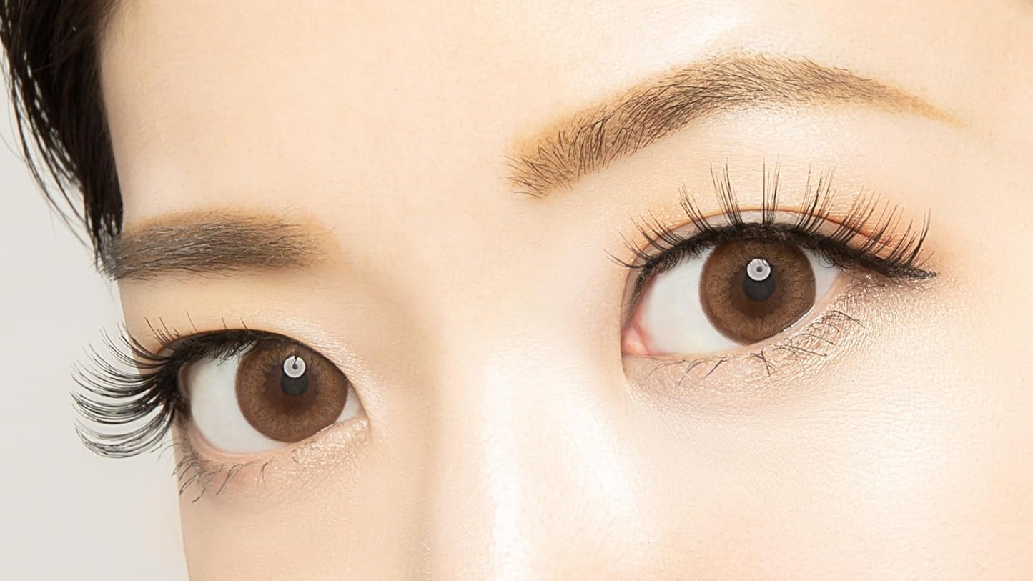 3 Pairs: DiamondLash, Cat eye. *This product comes in a box of 3 pairs