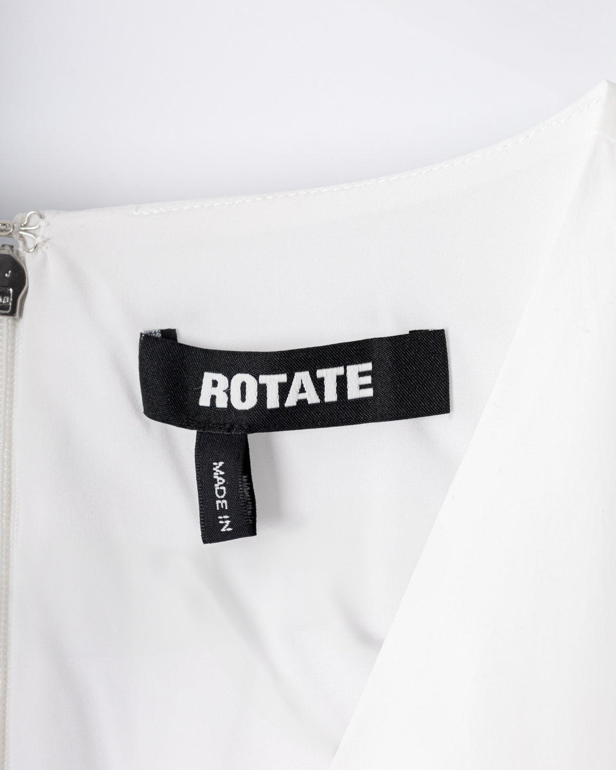 Rotate ドレスを白く回転させます - Image 4