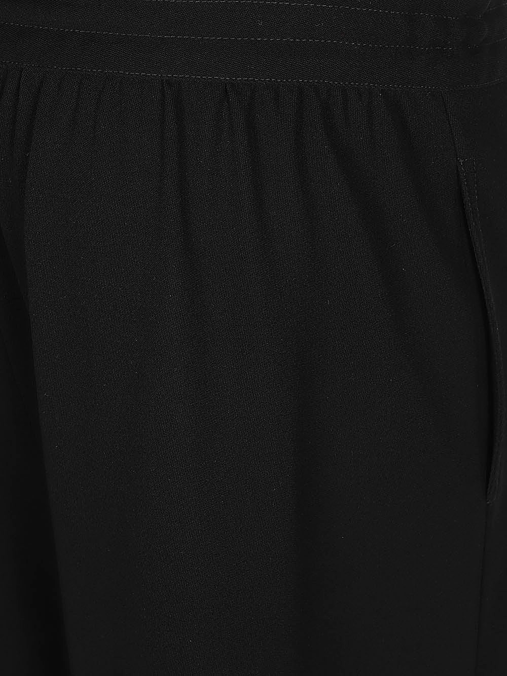 The 列がウールのズボンを引き寄せます - Image 4