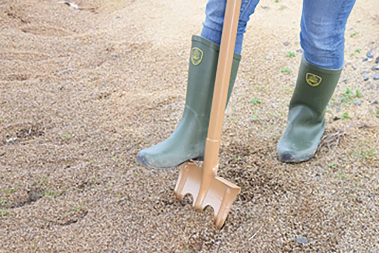 Takagi Pipe Handle Soil Fork, 3 Claws, For Digging Soil