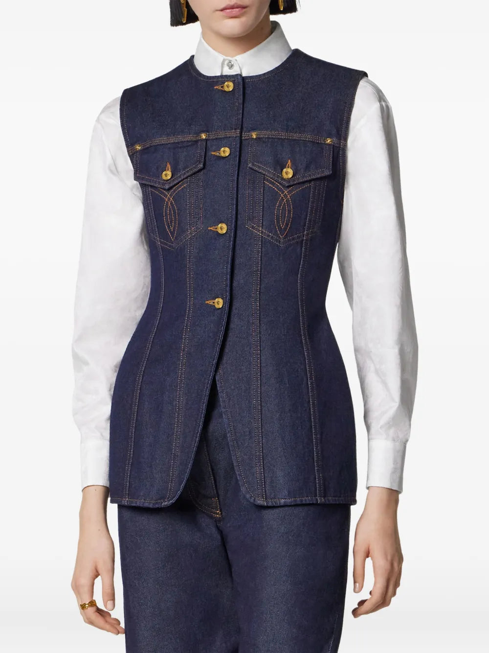 Versace ヴェルサーチのデニムベストボタン付き - Image 4