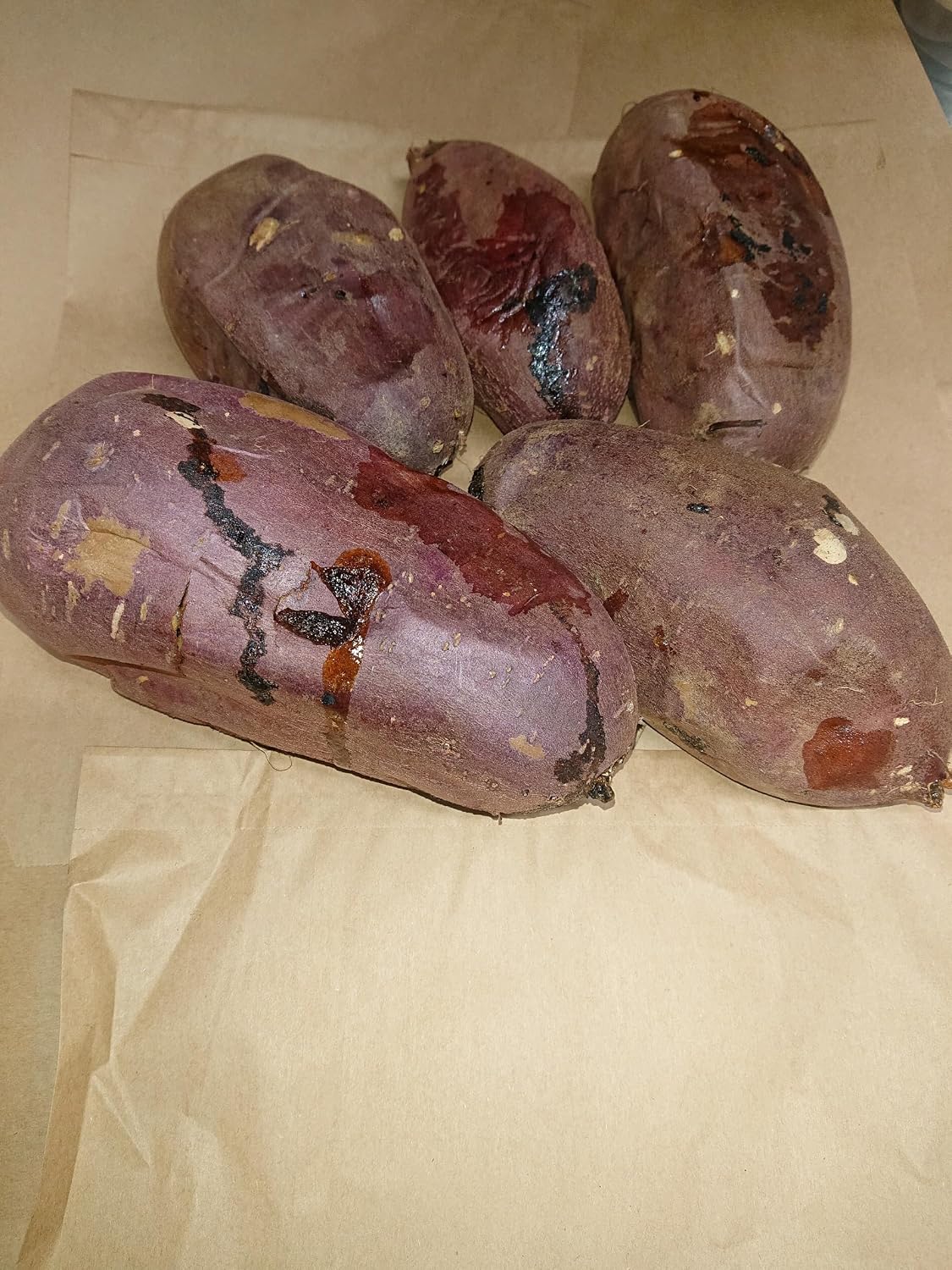 [Yao-ya no Hachi] Roasted Sweet Potato Frozen Beni-haruka Sweet Aged Ibaraki Prefecture Produced Aged Sweet Potato Beni-haruka Fluffy Sweet Moist Delicious Roasted Sweet Potato Ibaraki Domestic Honey