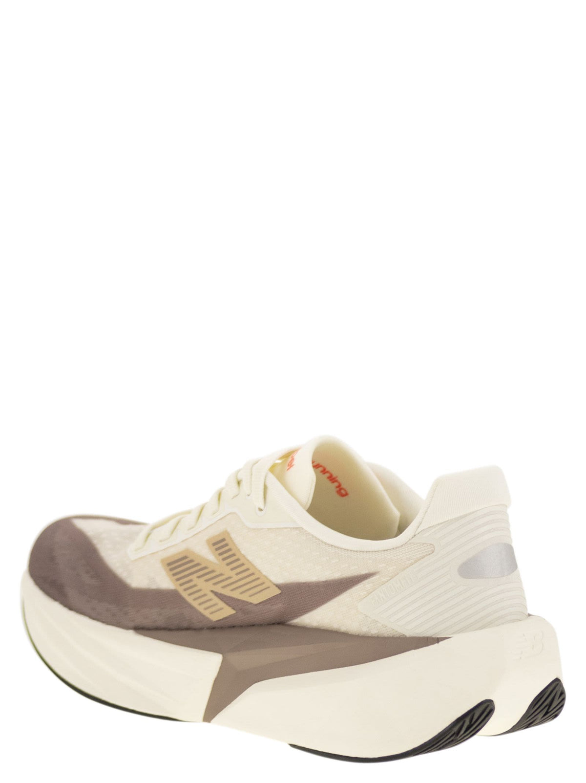 Designer Brand ニューバランス燃料電池Rebel V4スニーカー - Image 4