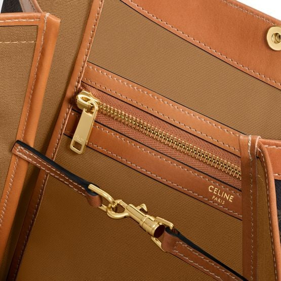 CELINE Medium flat shopper in Triomphe canvas - Image 4