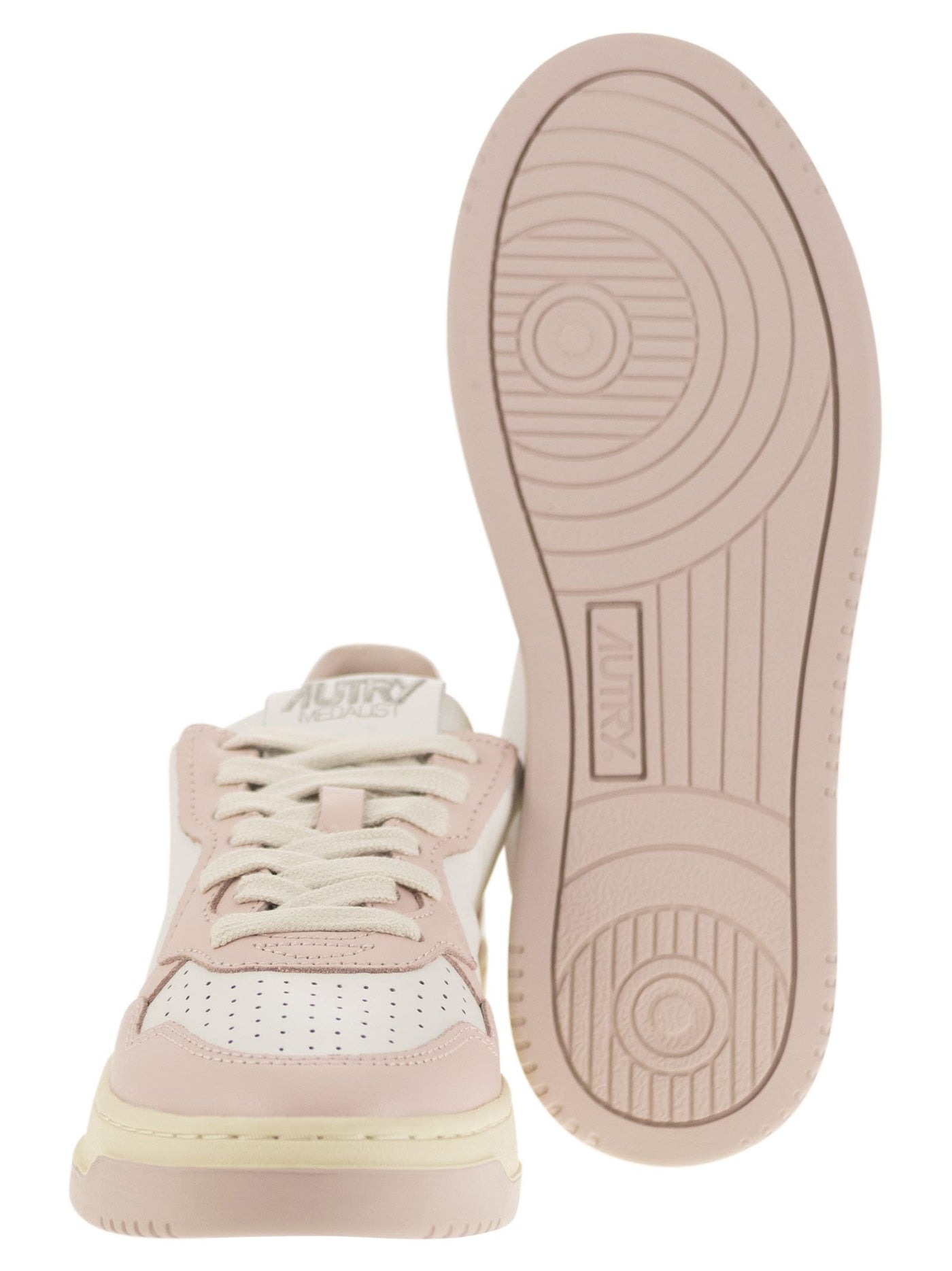 Autry Medalist Low Two Tone Leather Sneakers - Image 5