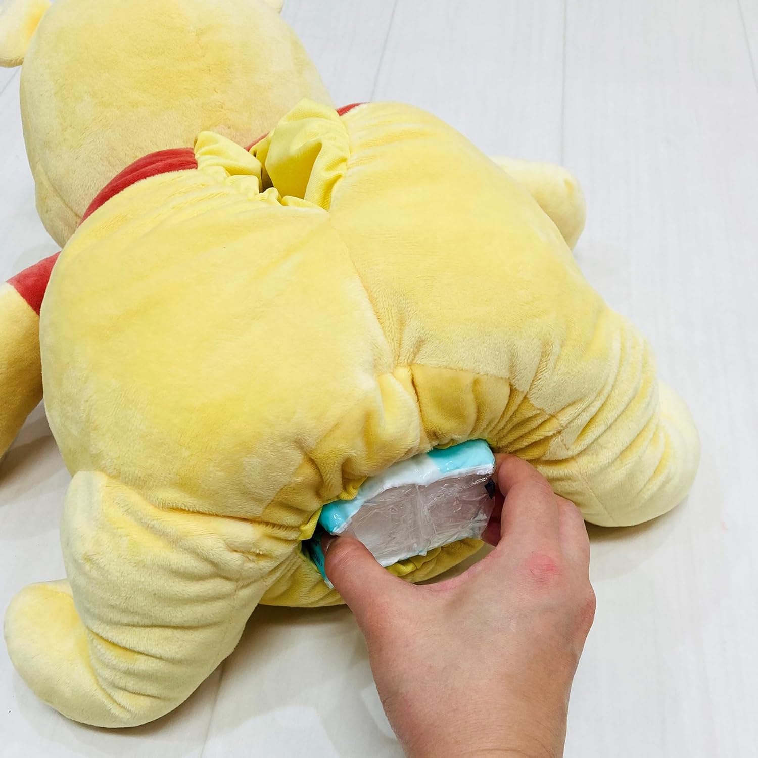 MORIPiLO Disney Tissue Case (Winnie the Pooh Sitting Tissue Box Cover) Approximately 40cm Melting Touch Cute Car Goods Plush Paper Holder Yellow Character Morishita's Pillow