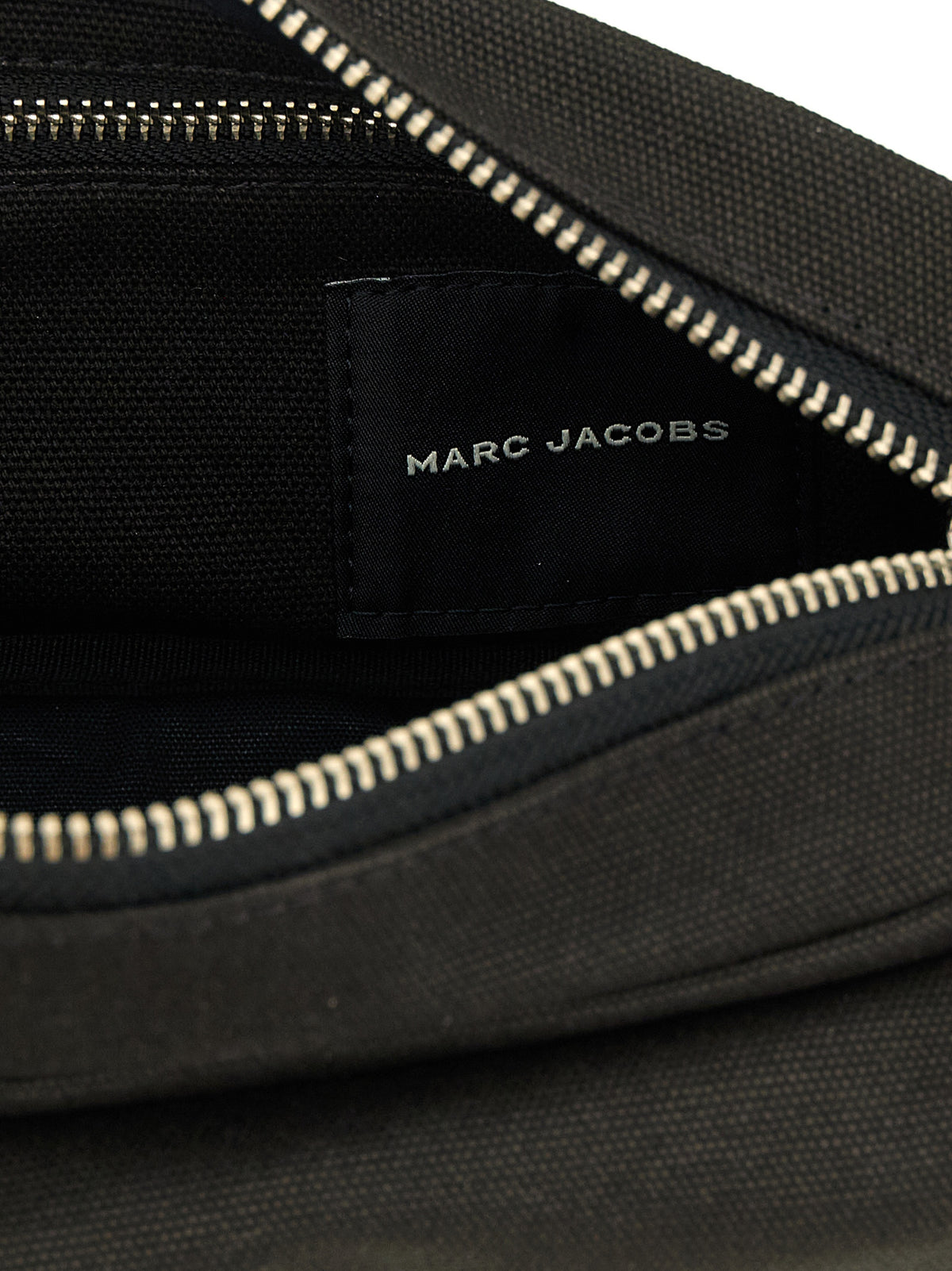 Marc マークジェイコブス「キャンバスカーゴ」のショルダーバッグ - Image 5