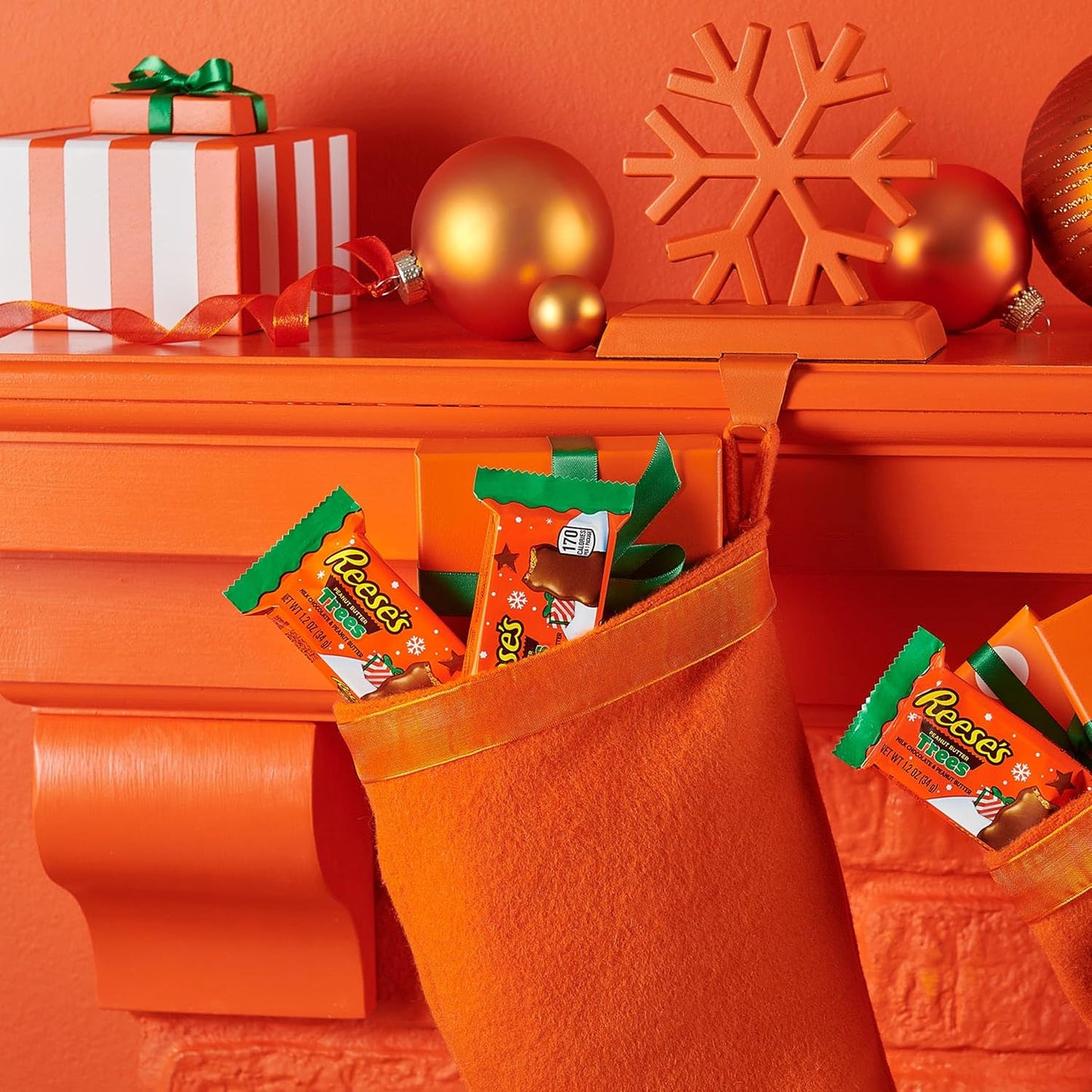 REESE'S Dulces de chocolate con leche y mantequilla de maní, Navidad, paquetes de 1.2 onzas (6 unidades)