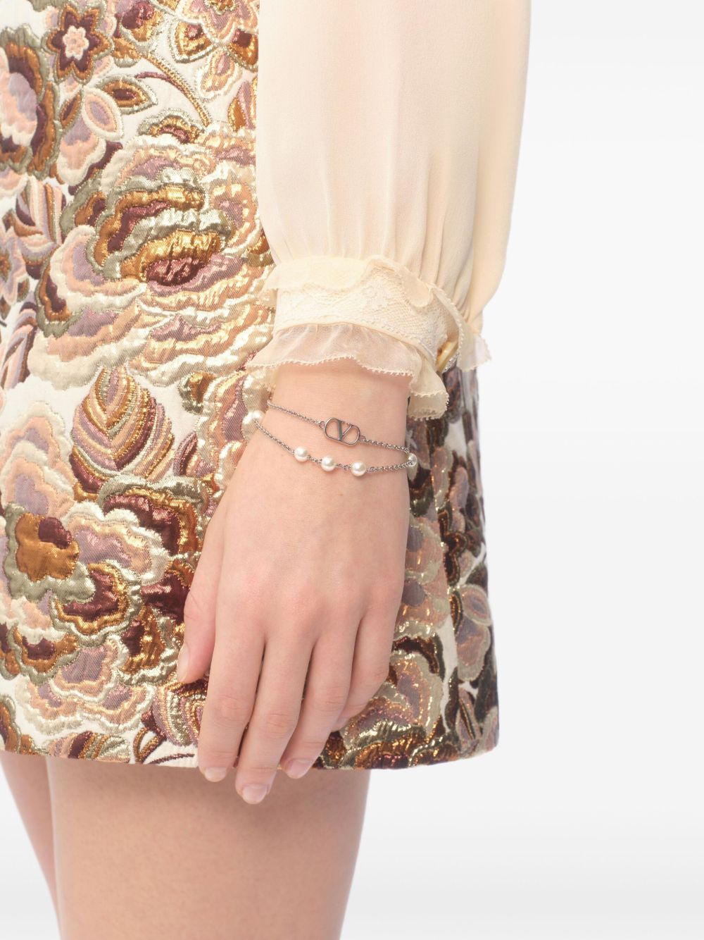 Valentino バレンティーノガラヴァニvスワロウスキーパール付きロゴブレスレット - Image 5