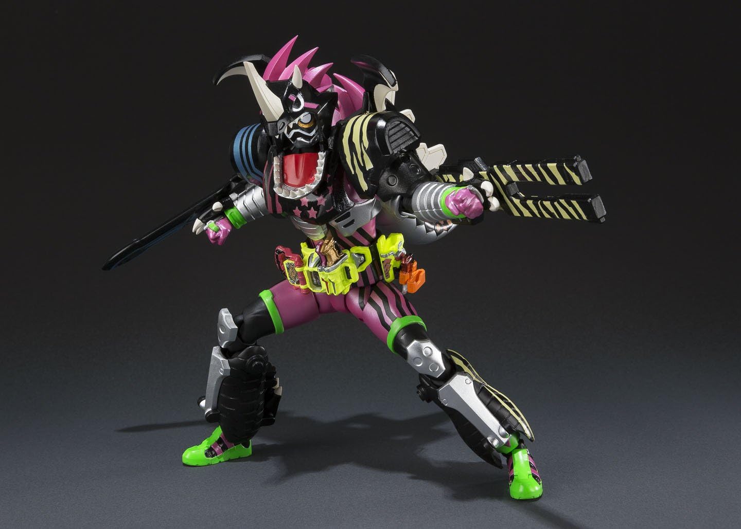 TAMASHII NATIONS S.H.フィギュアーツ 仮面ライダーエグゼイド ハンターアクションゲーマー レベル5 約160mm ABS&PVC製 塗装済み可動フィギュア