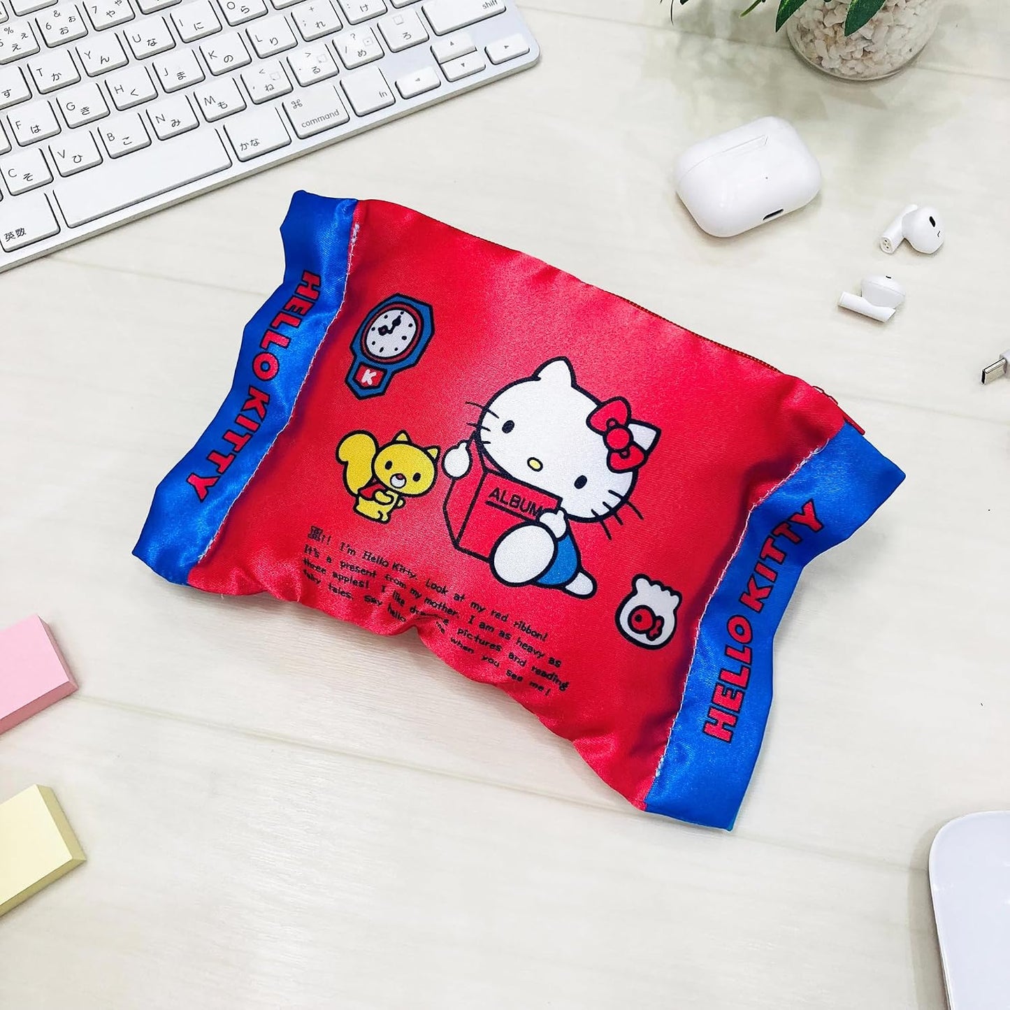 MORIPiLO Hello Kitty Tissue Case, Sanrio Characters, Merchandise, Plush Pouch, Small, Cute, 7.9 x 5.5 inches (20 x 14 cm), Pillow Pouch, White