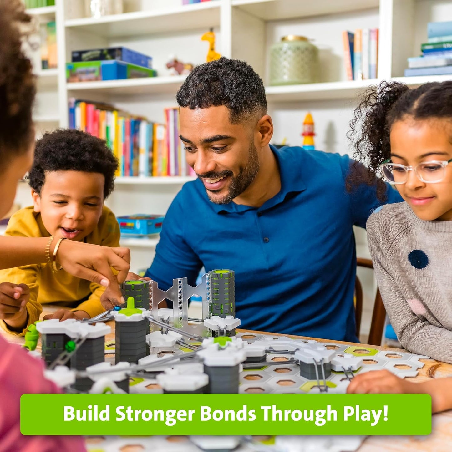 Ravensburger GraviTrax PRO Starter-Set Vertical. Interaktives Kugelbahnsystem, Konstruktionsspielzeug ab 8 JDCR-. Kombinierbar mit allen GraviTrax Produktlinien, Starter-Sets, Extensions & Elements