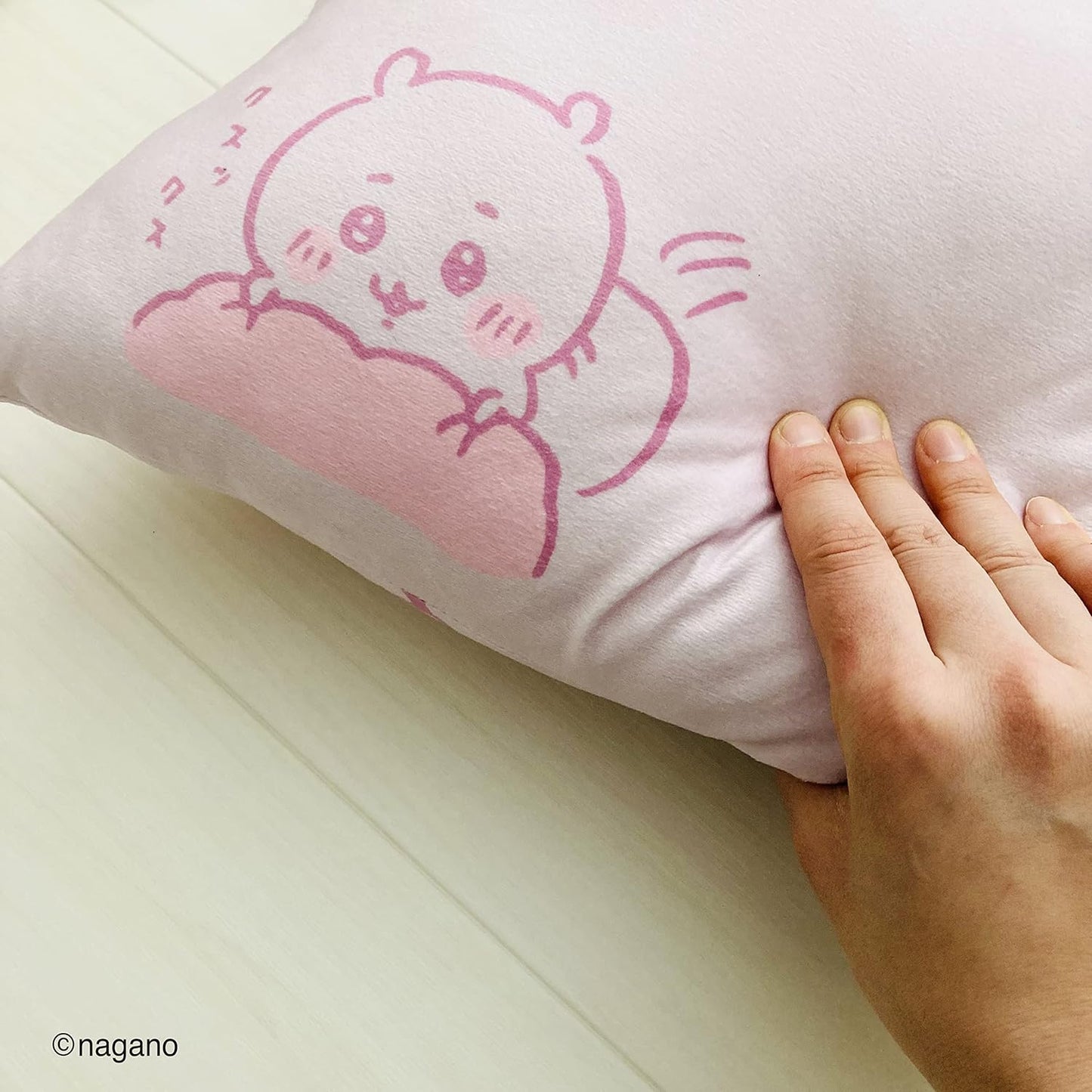 MORIPiLO Hugging Pillow, Chiikawa Small and Cute Pillow, Mascot with Handle, Compact, Cushion, Goods, Plush, Nap Pillow, 11.0 x 15.4 x 3.5 inches (28 x 39 x 9 cm), Pink, Character Pillow, Morishita