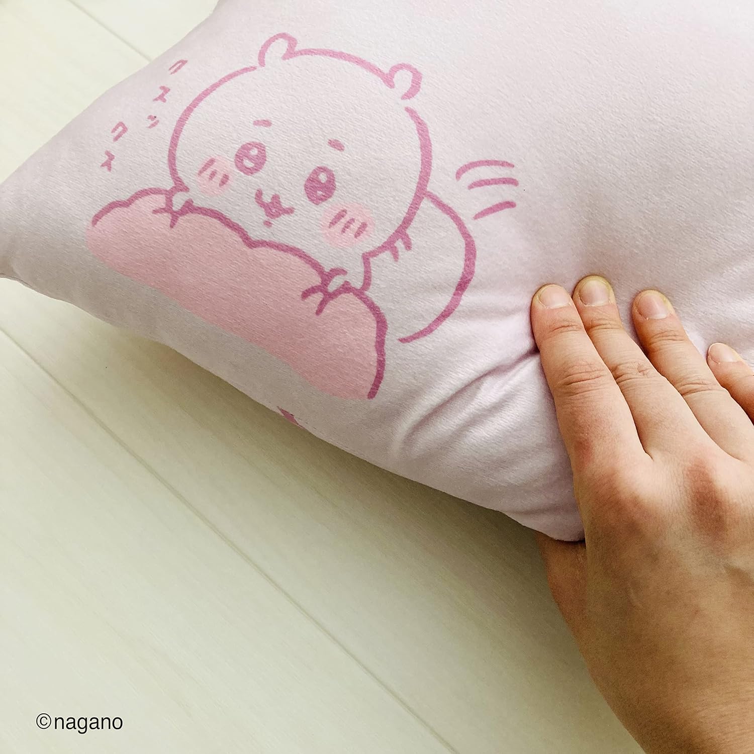 MORIPiLO Hugging Pillow, Chiikawa Small and Cute Pillow, Mascot with Handle, Compact, Cushion, Goods, Plush, Nap Pillow, 11.0 x 15.4 x 3.5 inches (28 x 39 x 9 cm), Pink, Character Pillow, Morishita