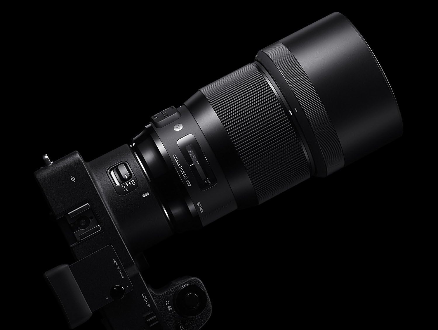 シグマ(Sigma) SIGMA シグマ Canon EFマウント レンズ 135mm F1.8 DG HSM 単焦点 望遠 フルサイズ Art 一眼レフ 専用