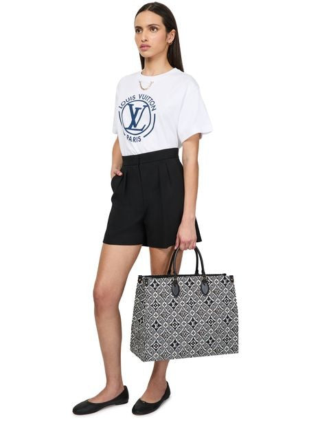 LOUIS VUITTON Flocked LV T-Shirt - Image 5