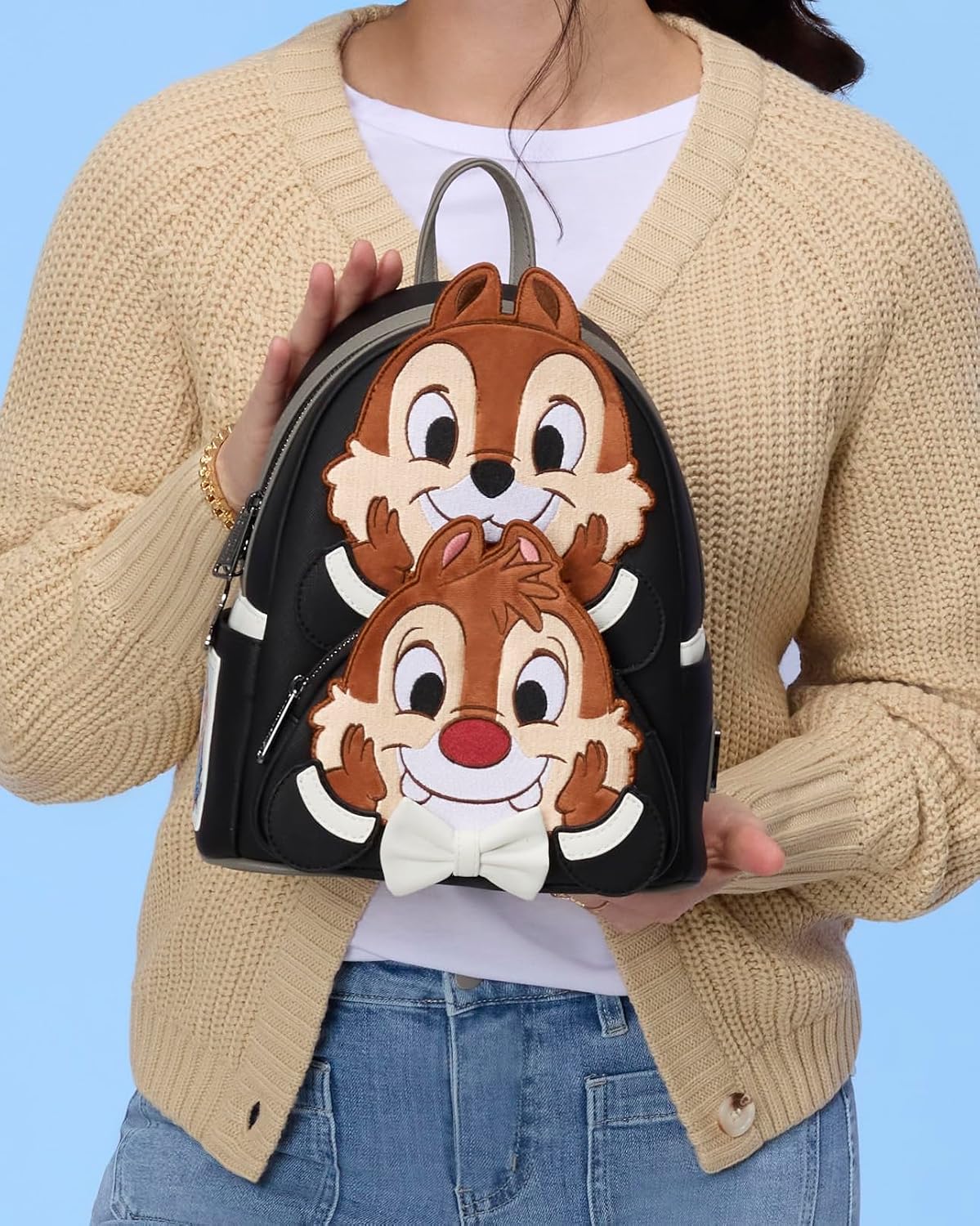 Loungefly Mini mochila Chip 'n' Dale Two Chips & a Miss