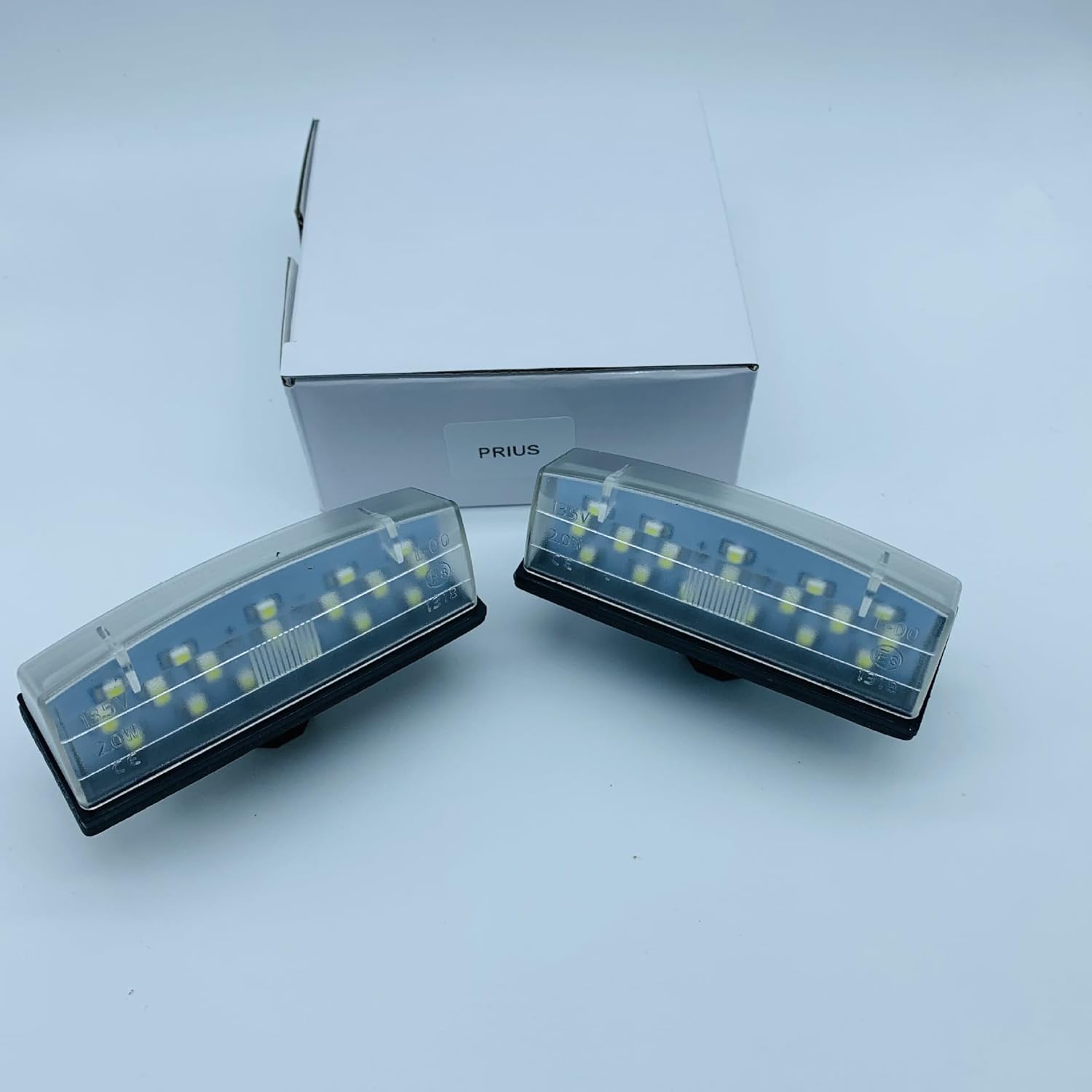 Prius 20 Series 30 Series License Plate Lamp LED Prius PHV 30 Series Prius α 40 Series C-HR ZYX10/NGX50 RAV4 License Lamp Genuine Replacement Type 2 Pack White