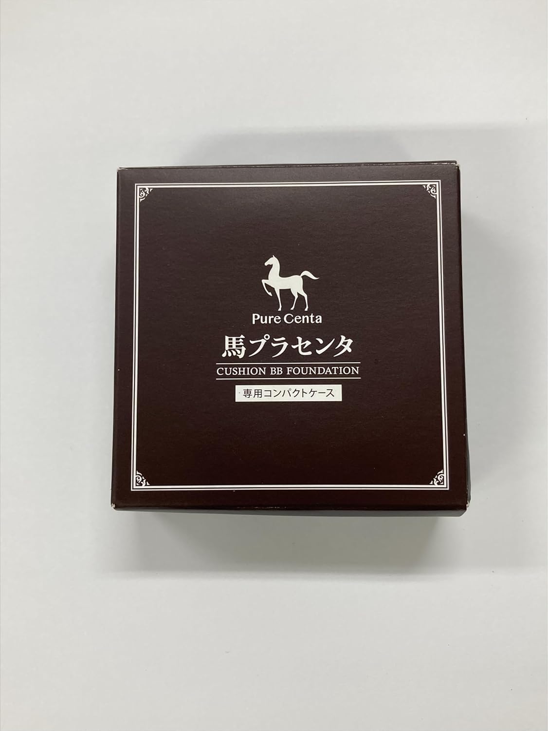 [Case + Refill] [Pure Center Horse Placenta Cushion BB Foundation] Cushion Foundation, BB Cream, Makeup Base, Stains, Dullness, Hokkaido Thoroughbred, Handy, Easy to Use, Quick and Easy, Crumble