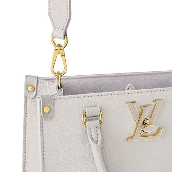 LOUIS VUITTON Lock & Go - Image 5