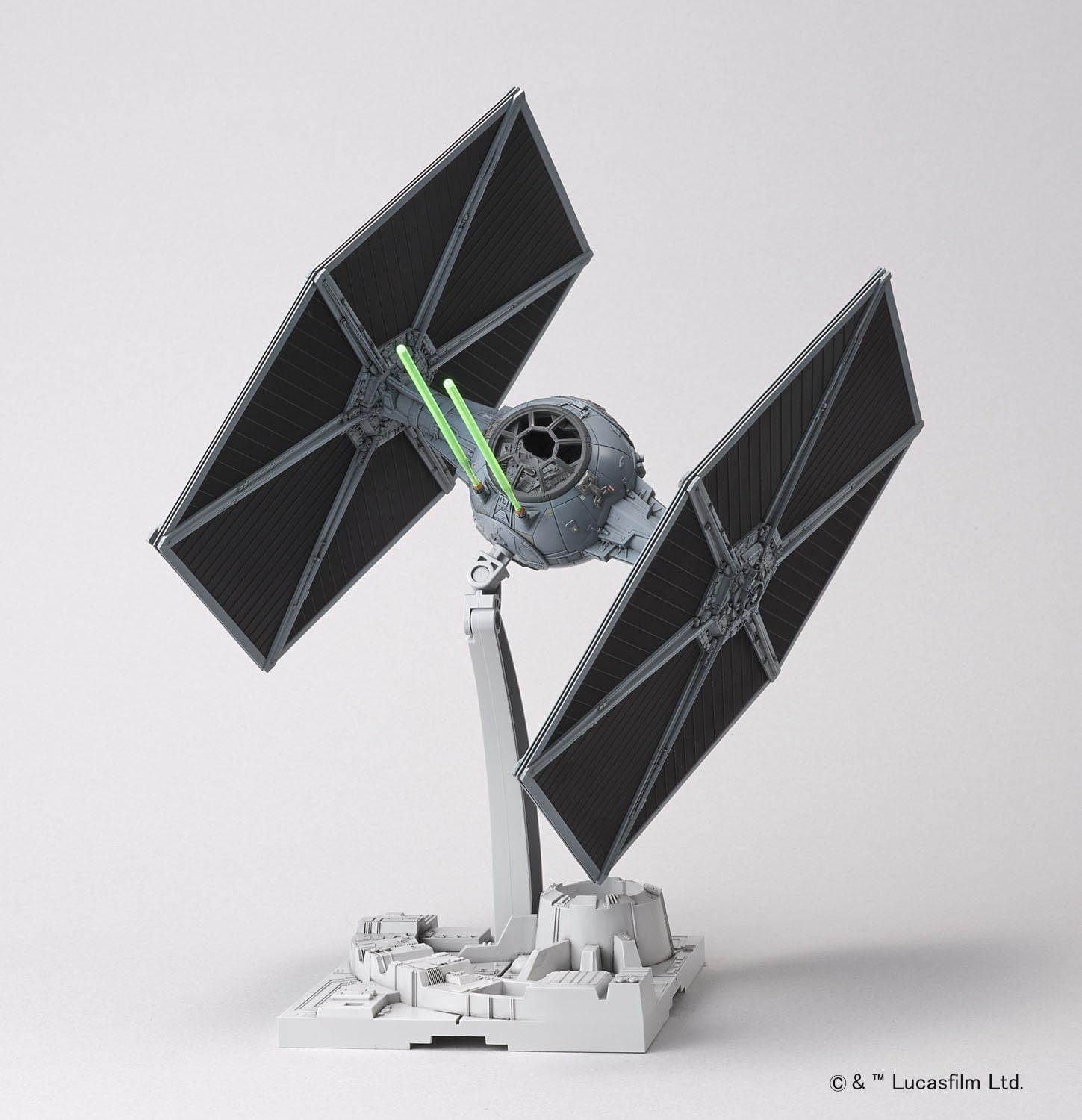 BANDAI SPIRITS Star Wars 1/72 TIE Fighter Pre-painted Plastic Model (New Package Version)