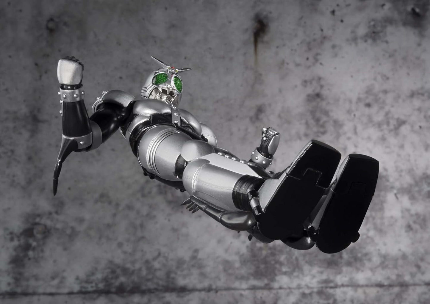 Bandai Tamashii Nations S.H. Figuarts Shadow Moon "Masked Rider Black" Figure