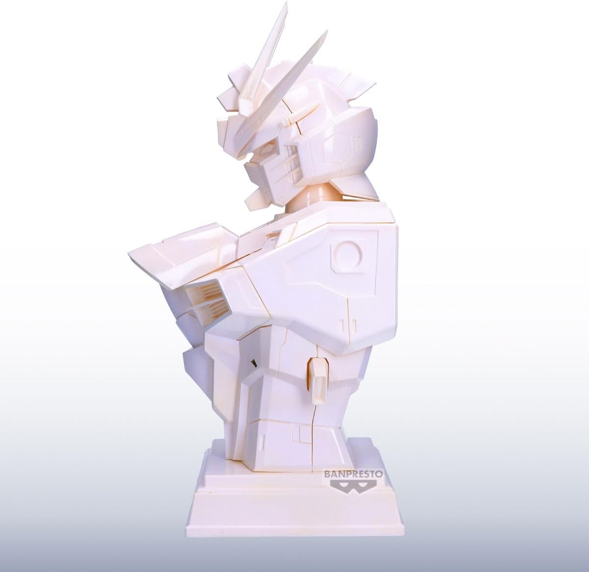 Banpresto Mobile Suit Gundam Seed Freedom G-CERAMICAL Rising Freedom Gundam