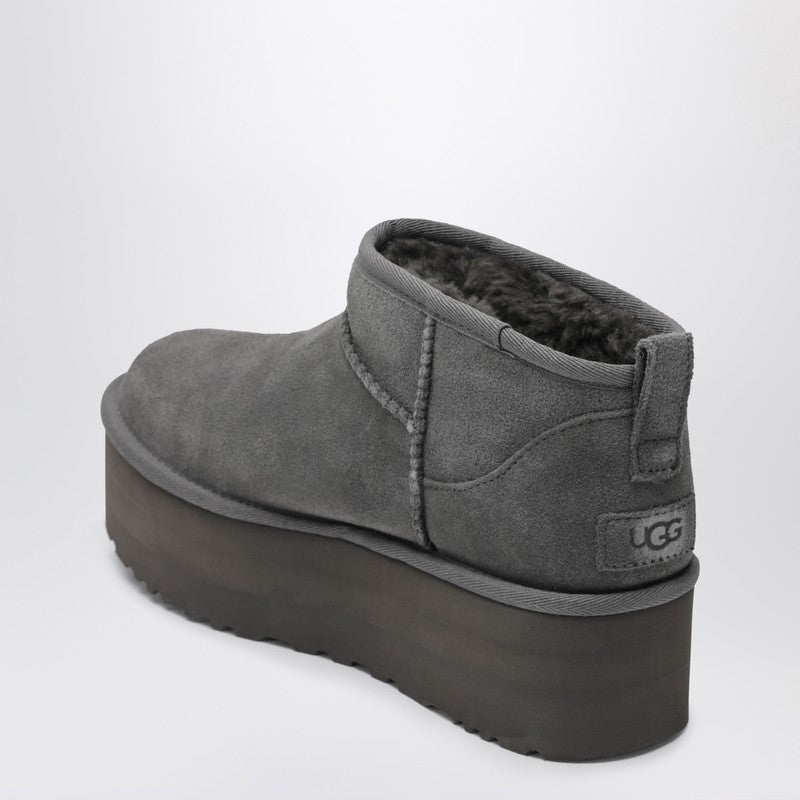 Ugg プラットフォーム付きUGG Classic Ultra Mini Greyブーツ - Image 5