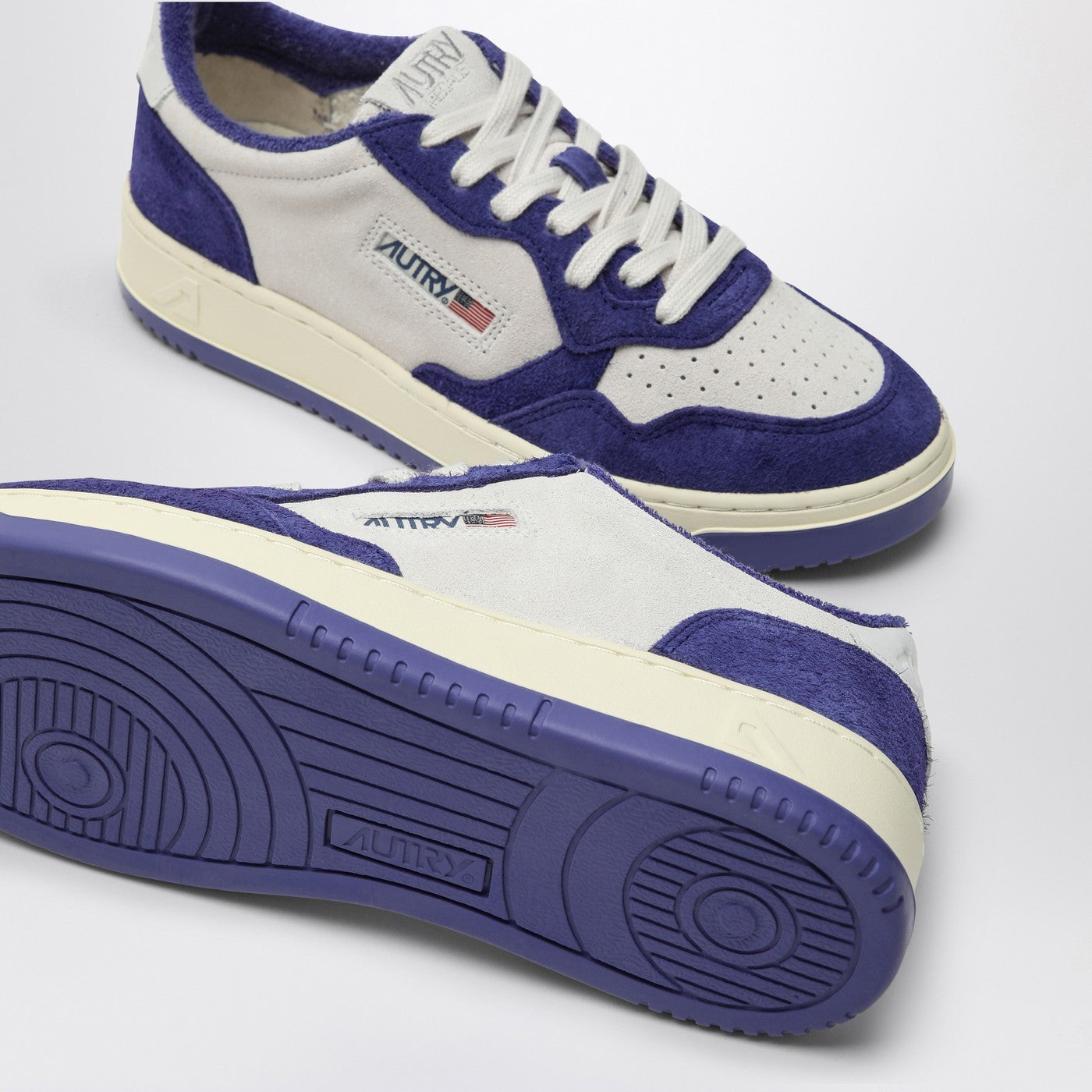 Autry Sneaker White/Lily Suede Medalist - Image 5