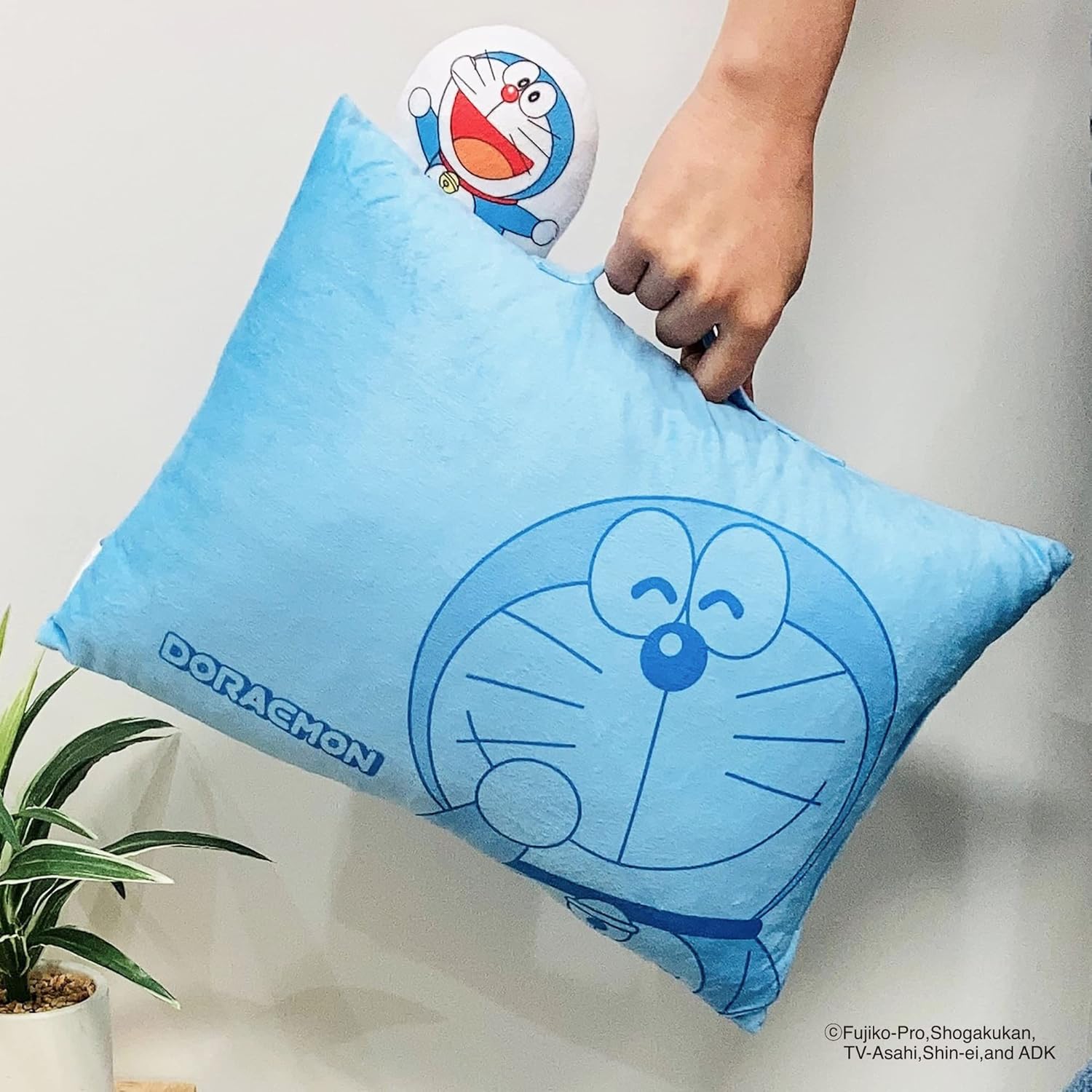 MORIPiLO Body Pillow Doraemon (Pillow with Mascot) With Handle Compact Cushion Goods Plush Toy Nap Pillow 11.0 x 15.4 x 3.5 inches (28 x 39 x 9 cm) Blue Character Morishita Pillows