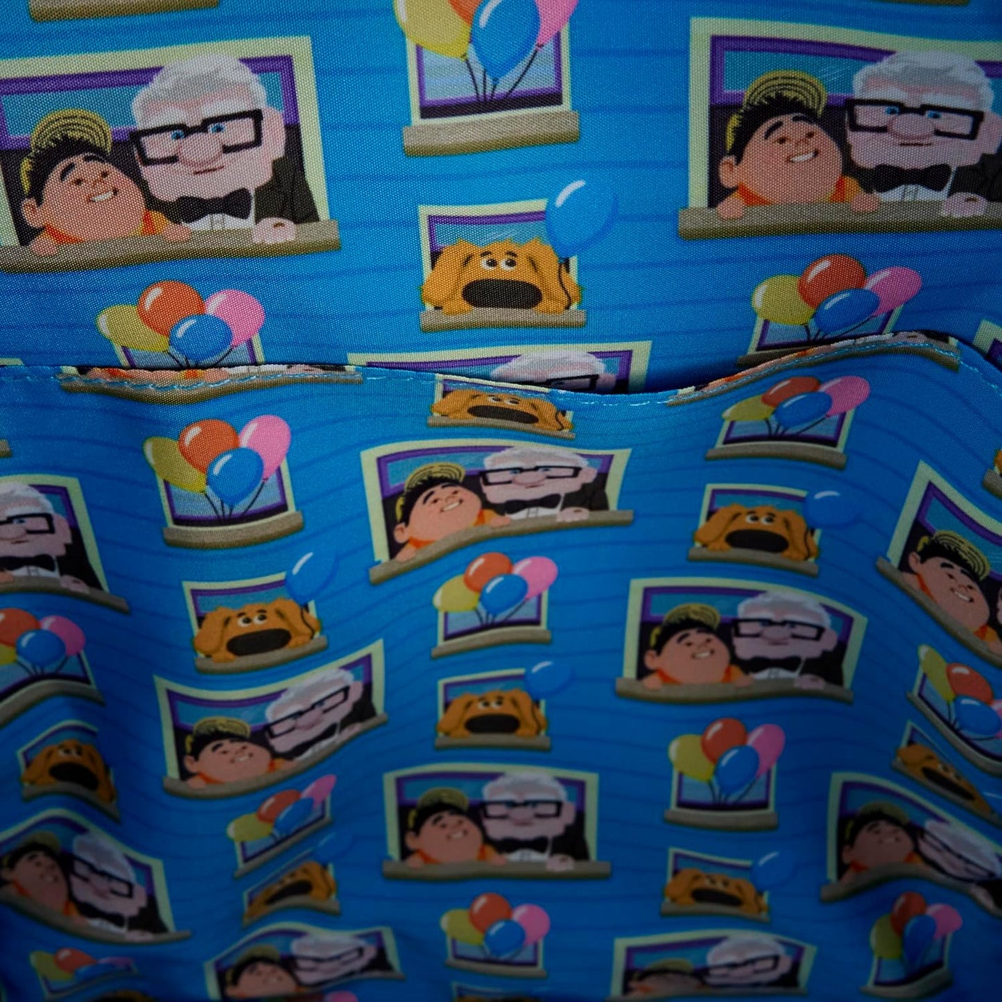 Loungefly Disney: Pixar - Up - Dug - Carl & Russell - Mini mochila bordada - Ideal para niños y adultos - Bolsas coleccionables