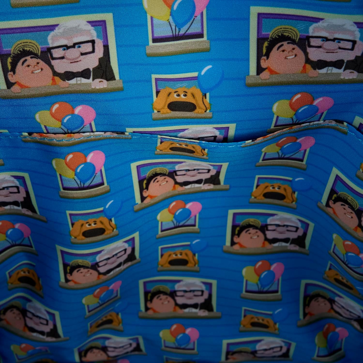 Loungefly Disney: Pixar - Up - Dug - Carl & Russell - Mini mochila bordada - Ideal para niños y adultos - Bolsas coleccionables