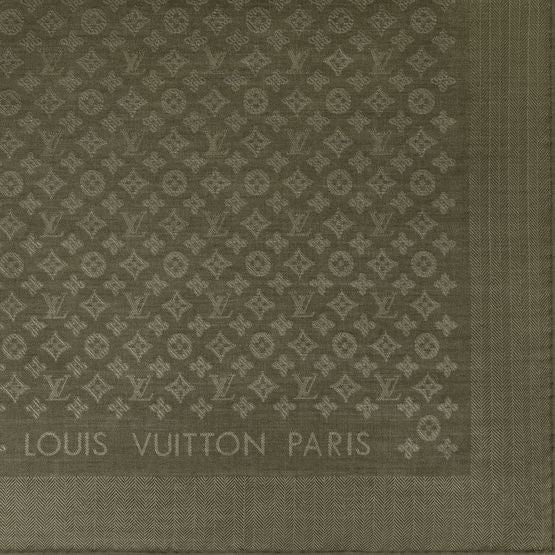 LOUIS VUITTON Evermore Shawl - Image 5