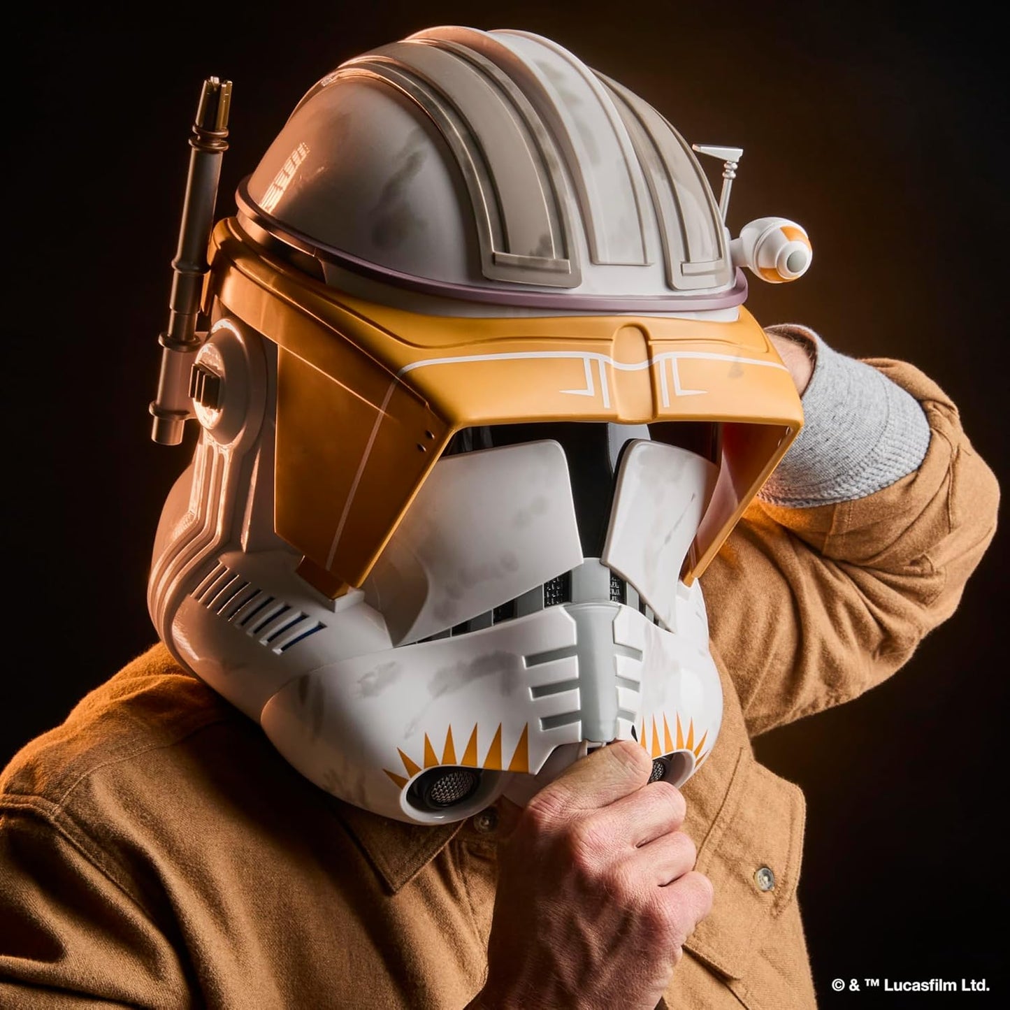 STAR WARS The Black Series Clone Commander Cody, Casco electrónico de primera calidad de Roleplay de La Venganza de El Sith para mayores de 14 años (Exclusivo de Amazon)