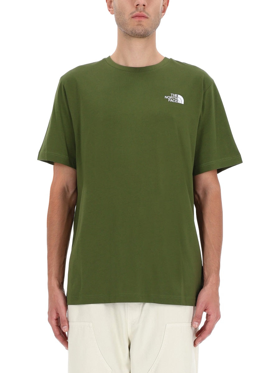 The ノースフェイスのロゴ入りTシャツ - Image 5