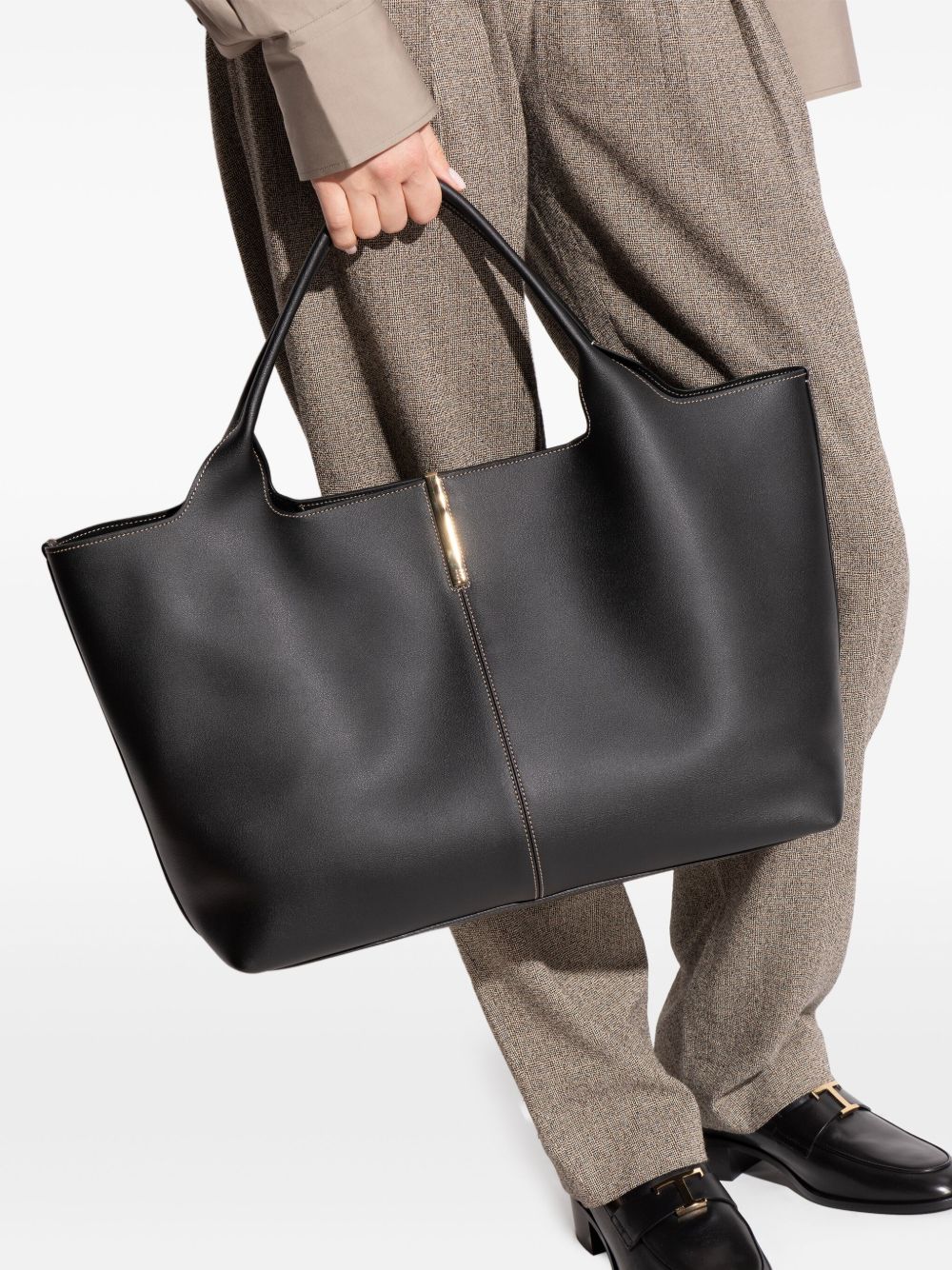 Tods トッド 'S ミディアムレザーショッピングバッグ - Image 5