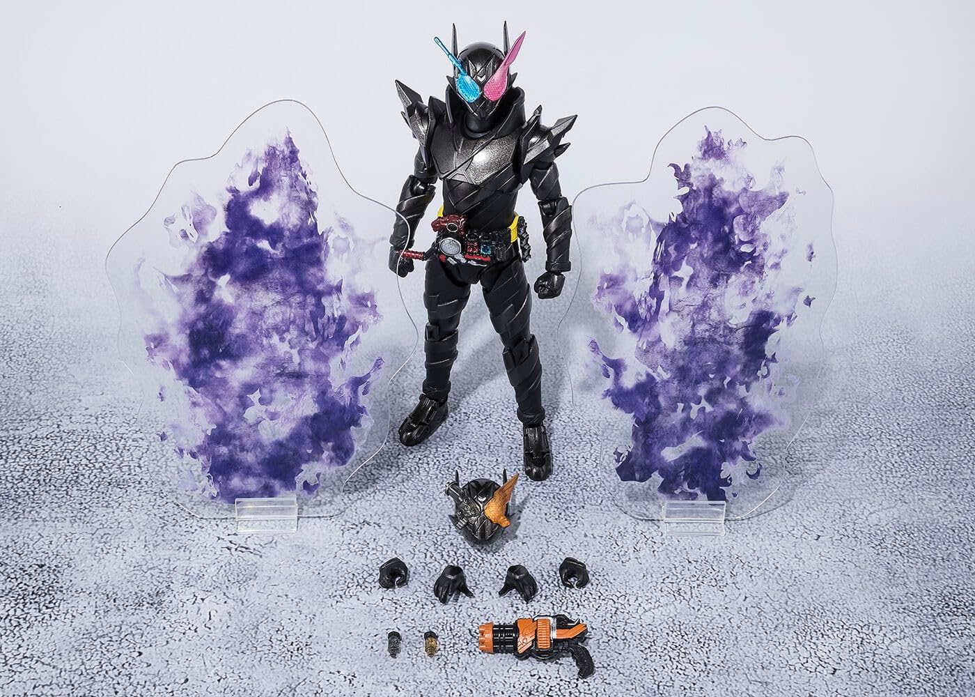 S.H. Figuarts Kamen Rider Build Rabbit Tank Hazard Form Heisei Generations Edition