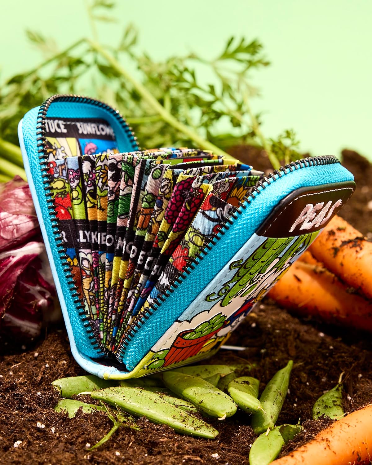 Loungefly Archivos de Disney: Billetera para el Día de la Tierra 'Walt Disney's Wonderful World of Gardening', exclusiva de Amazon