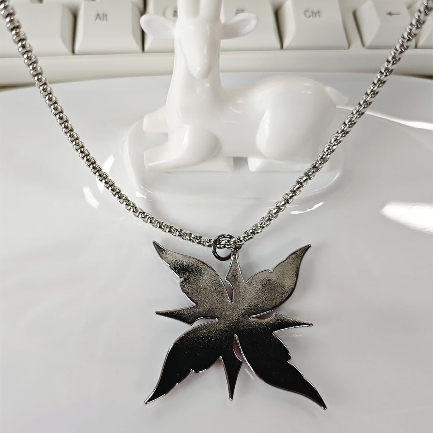 Akixen Haragin Amateur Arlecchino Necklace, Cosplay, Anime, Tools, Lightweight, Accessory, Fashion Accessory, Halloween, Christmas Gift