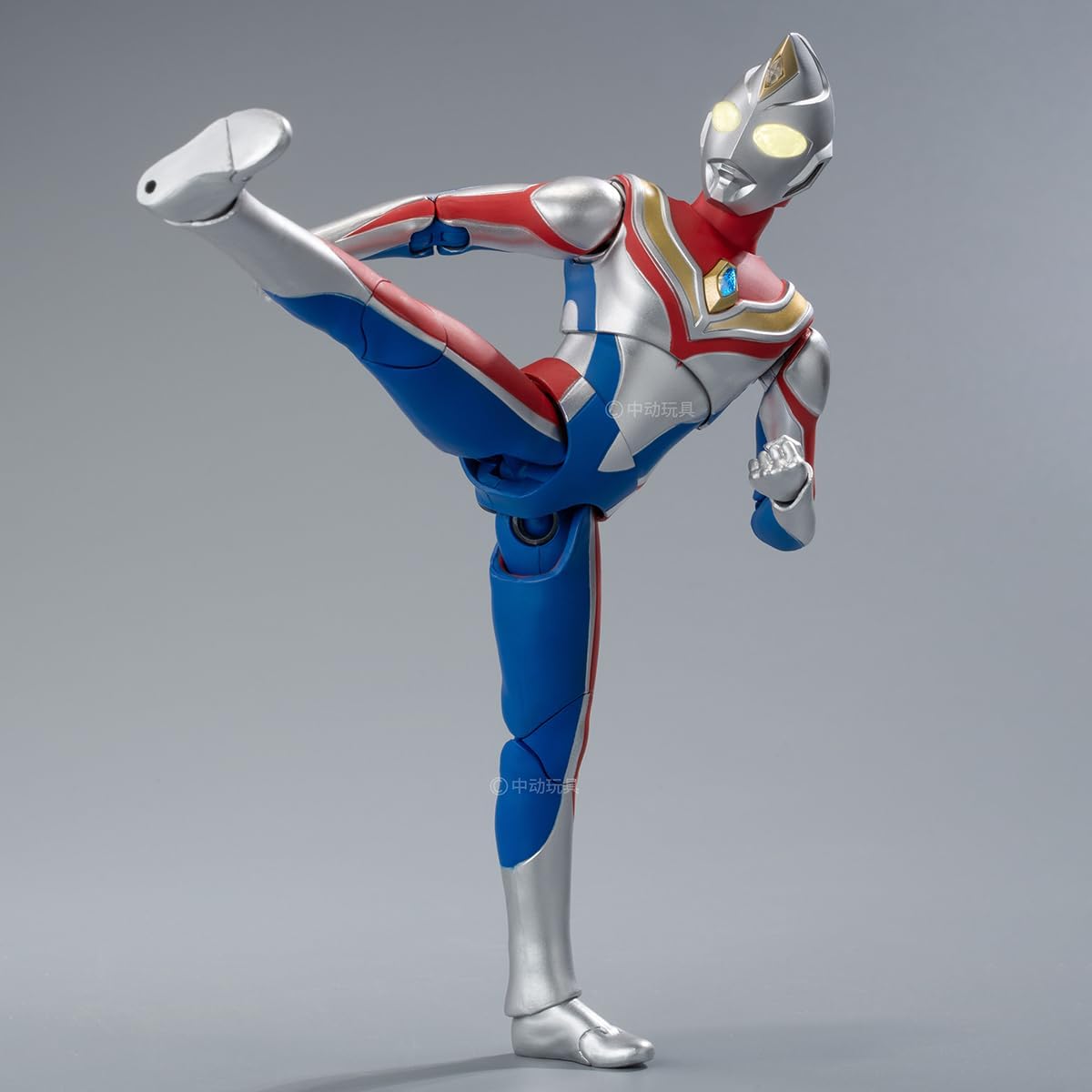 HiPlay 1/10 Ultraman Dyna UL-A02 Luminous Version, Action Figure, Painted Finished Product