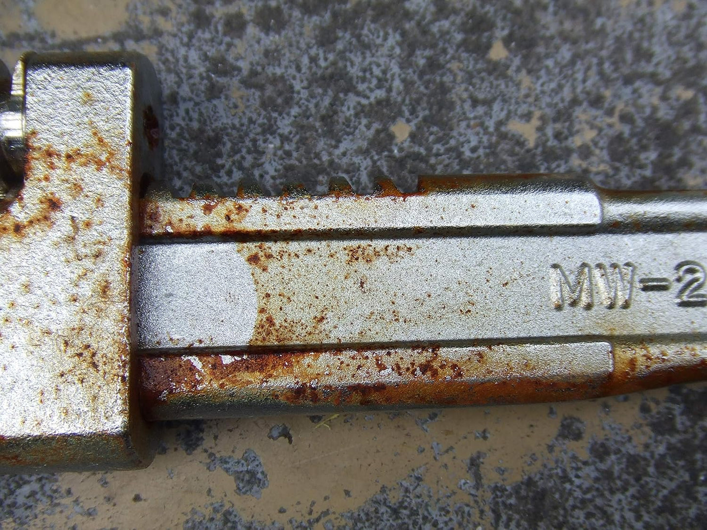 (Reduces rust to purple! 4 times stronger than the market on the market) Rust remover artisan prescription 4L