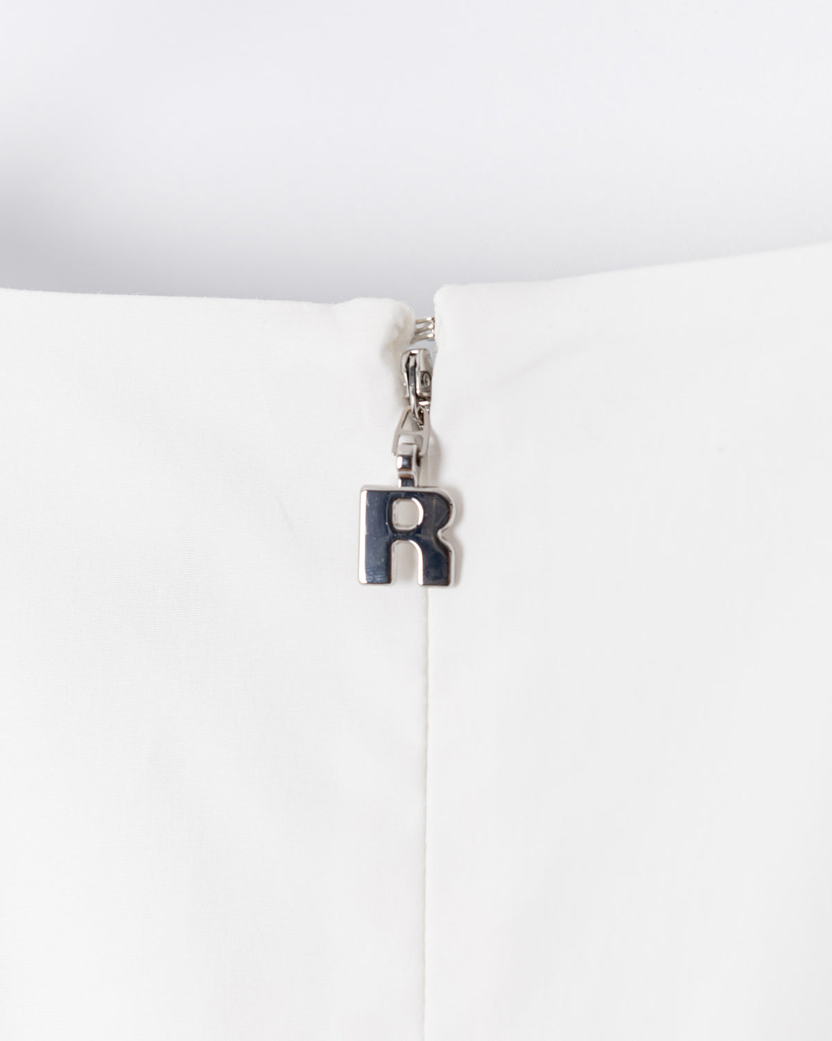 Rotate ドレスを白く回転させます - Image 5