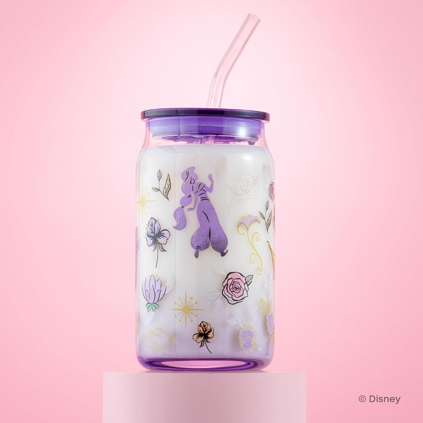 JoyJolt Tazas de vidrio con íconos de princesas Disney con tapas y popotes, tazas de vidrio de 16 oz con tapas y popotes con las princesas Jasmine, Ariel, Cenicienta y Bella, 4 piezas de vasos con