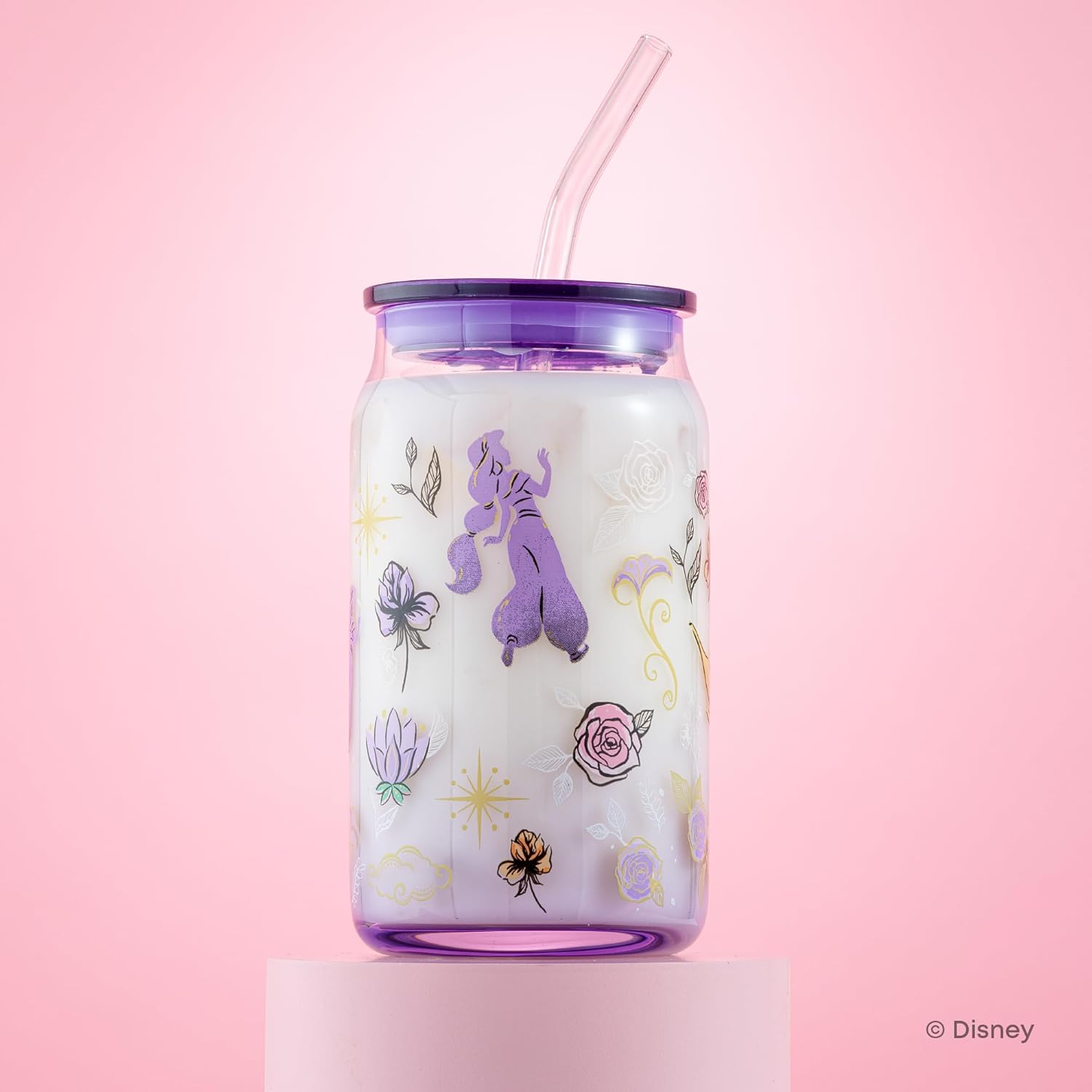 JoyJolt Tazas de vidrio con íconos de princesas Disney con tapas y popotes, tazas de vidrio de 16 oz con tapas y popotes con las princesas Jasmine, Ariel, Cenicienta y Bella, 4 piezas de vasos con