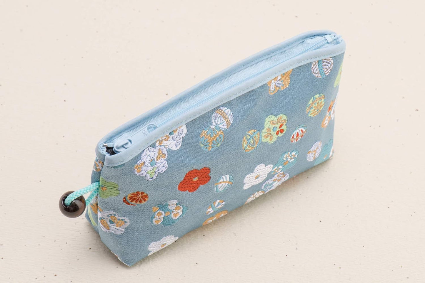 Kyoto Geimidou Nishijin Textile High-grade Gold Brocade Cosmetic Pouch, Japanese Pattern, Made in Japan, white