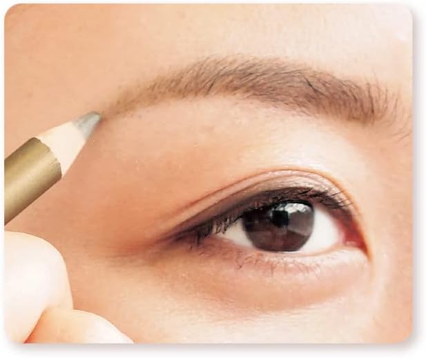 かづきれいこ アイブロウペンシル (1本) 肌なじみの良い絶妙な色あいで、自然な眉に。ロングセラーのアイブロウペンシル