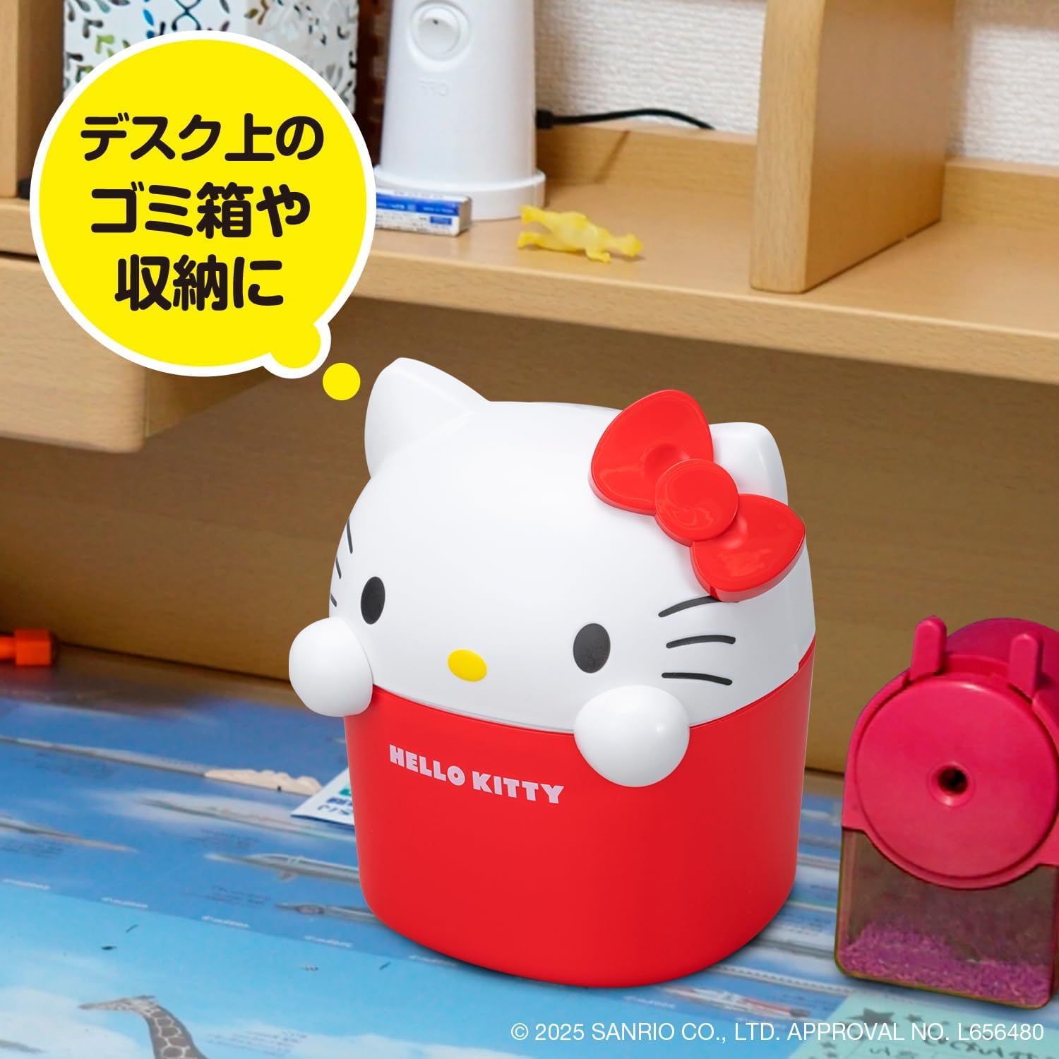 Seiwa IMP338 Car Supplies, Hello Kitty Dust Box, Face Type, Lid Included, Fall Prevention Weight, Hello Kitty Sanrio Goods