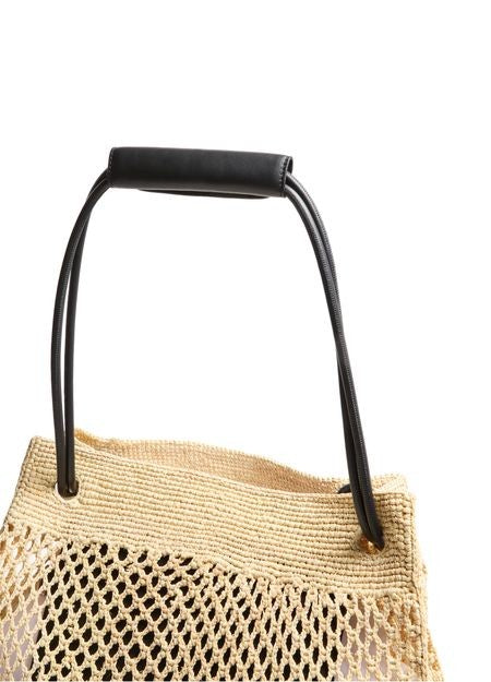 LOEWE Pebble Honeycomb Hobo in raffia - Image 6