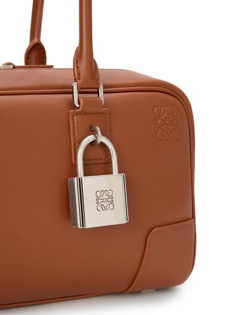 LOEWE Amazona 23 Cropped bag in shiny calfskin - Image 6