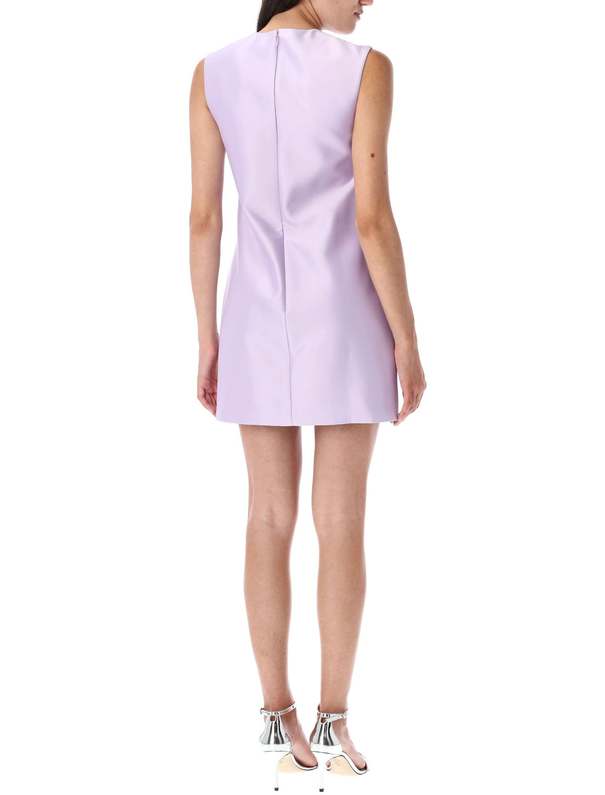 Self セルフポートレートは紫色のドレスを着ています - Image 6